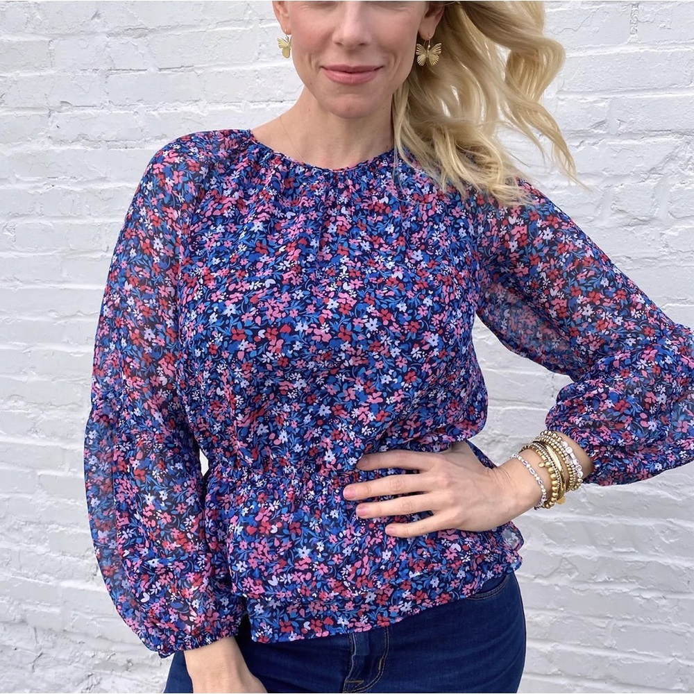 Smocked Waist Top in Spring Ditsy Floral size small NWT